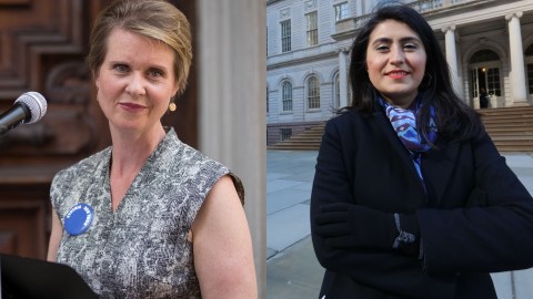 Combo de la candidata a la gobernación de Nueva York, Cynthia Nixon, (izq) y Jessica Ramos, candidata al Senado estatal por el distrito 13 de Queens.