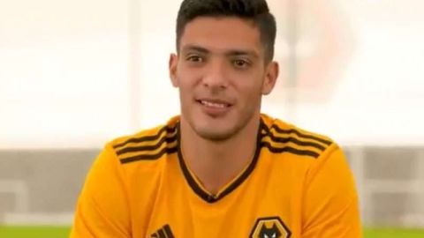 El mexicano Raúl Jiménez, nuevo jugador del Wolverhampton Wanderers.