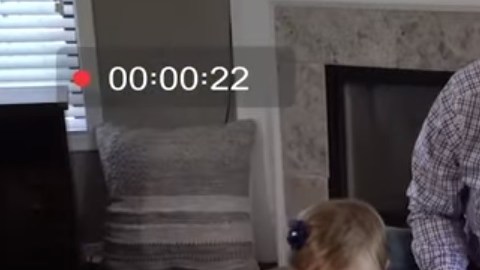 Ron DeSantis utiliza a sus hijos para promover su agenda política.