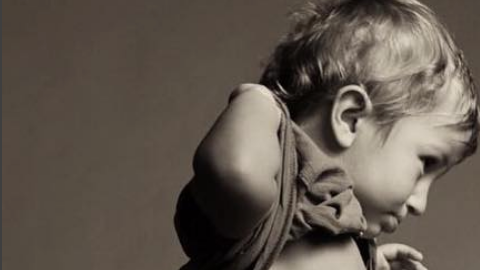 La modelo Candice Swanepoel mostró su cuerpo despues de dar a luz.