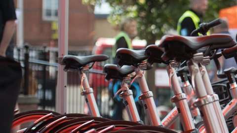 101534734_photographsofmobikesinarow-bymobike