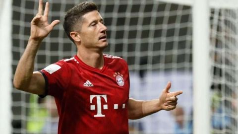 Robert Lewandowski vuelve a mostrar autoridad con el Bayern Munich. (Foto: EFE/EPA/RONALD WITTEK)