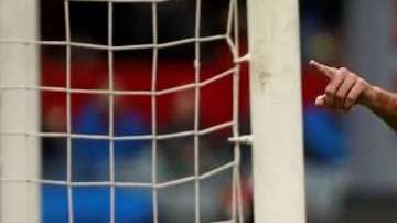 Martín Cauteruccio celebra su gol en el partido Cruz Azul-Toluca este miércoles. (Foto: EFE/José Méndez)