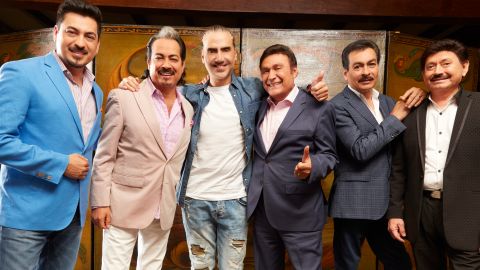 Los Tigres del Norte con Alejandro Fernández.