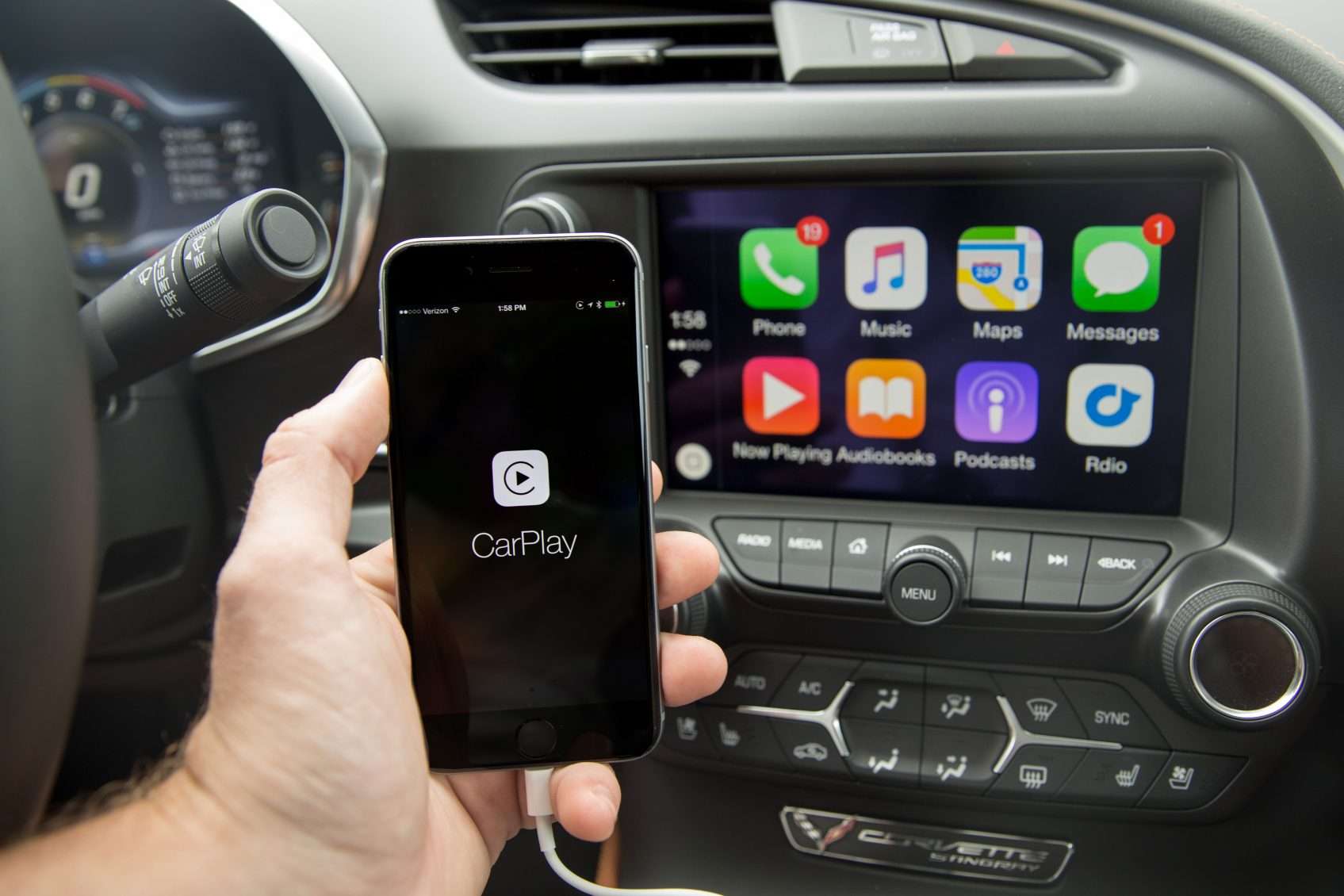 how-to-adjust-the-volume-on-apple-carplay-and-android-auto-youtube