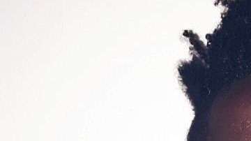 Félix Orode, un futoblista nigeriano, aclaró que este gesto tiene un significado muy especial en su país.