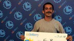 Fred Bastardo celebra su extraordinario día de premios.