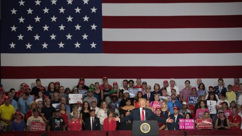 El presidente Trump durante su mitin en Ohio.