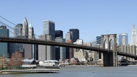 El bebé fue hallado en el Bajo Manhattan.