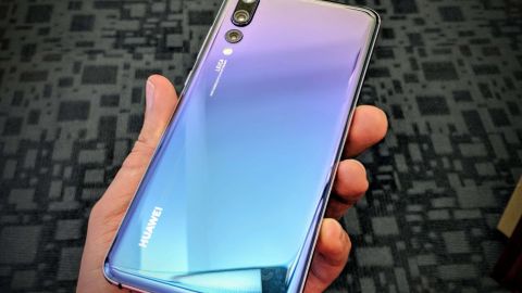 El Huawei P20 Pro de color "Twilight".