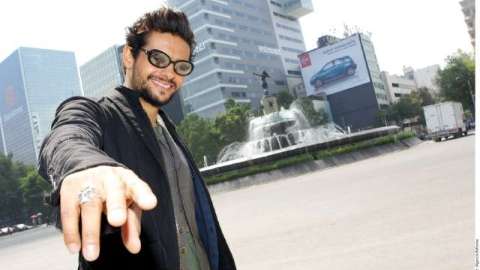 Draco Rosa.