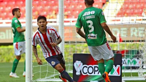 Eduardo La 'Chofis' López festeja su gol contra Alebrijes en la Copa MX. (Foto: Imago7/Jorge Barajas)