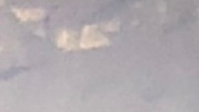 La "Banda Nueva York" y 
Marylin Castillo interpretaron la canción en el Consulado.