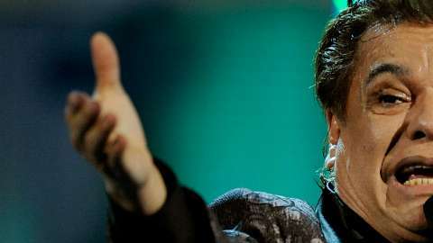 Juan Gabriel.