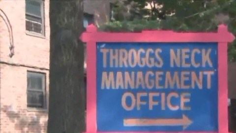 Throggs Neck Houses, El Bronx (NYC).