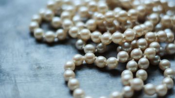 Babo de Cartel de Santa revela que se implantó perlas en su pene.