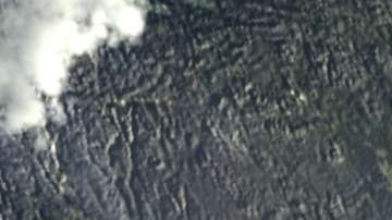 El tamaño de este objeto espacial es similar al de un Boeing 747 en lo ancho y en lo alto a la Pirámide de Guiza.