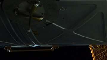 Actualmente hay seis tripulantes a bordo de la Estación Espacial Internacional: tres estadounidenses, dos rusos y un alemán.