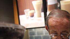 Ancianos se reincorporan al campo laboral.