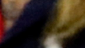 Djokovic descansa mientras Millman se cambiaba en el vestuario.