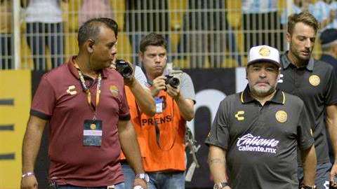 Dorados de Sinaloa ya tiene en Diego Armando Maradona a toda una 'celebridad'. (Foto: EFE/Juan Carlos Cruz)