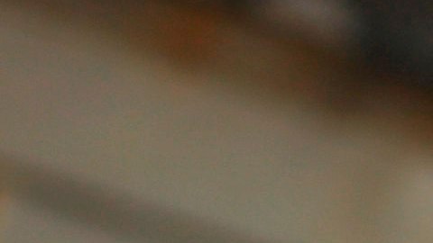 Monseñor Wilfredo Peña y Rosselló con su hija en brazos durante el acto