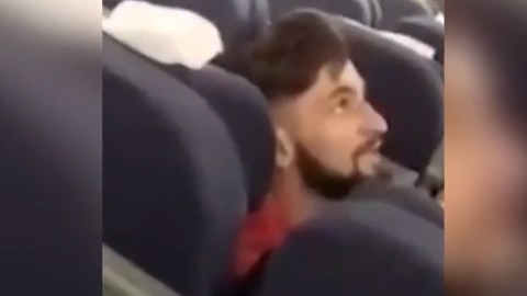 Al hombre lo  investigan por gamberrismo.