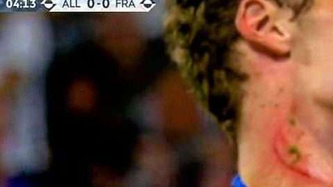 Benjamin Pavard y las huellas de la 'pantera' Rudiger.