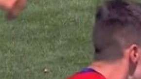 El brasileño Vinicius Jr. del Real Madrid Castilla sufrió una agresión lamentable.