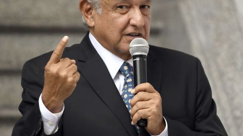 AMLO quiere cortar la dependencia de gasolina proveniente de otros países