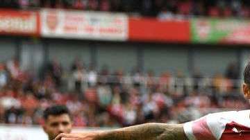 Raheem Sterling , de oscuro, es uno de los coleccionistas de autos de la Premier