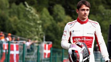 Leclerc ocupará el puesto del último campeónn de Ferrari