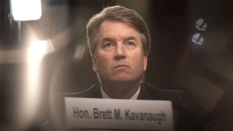 Nominación de Kavanaugh se convierte en pesadilla para la Casa Blanca