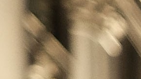 Los colores de la bandera boricua cambiaron ayer en Nueva York para recordar a los casi 3,000 muertos por María.