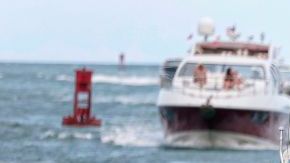 Personal de la Guardia Costera se encuentra en labores de rescate.