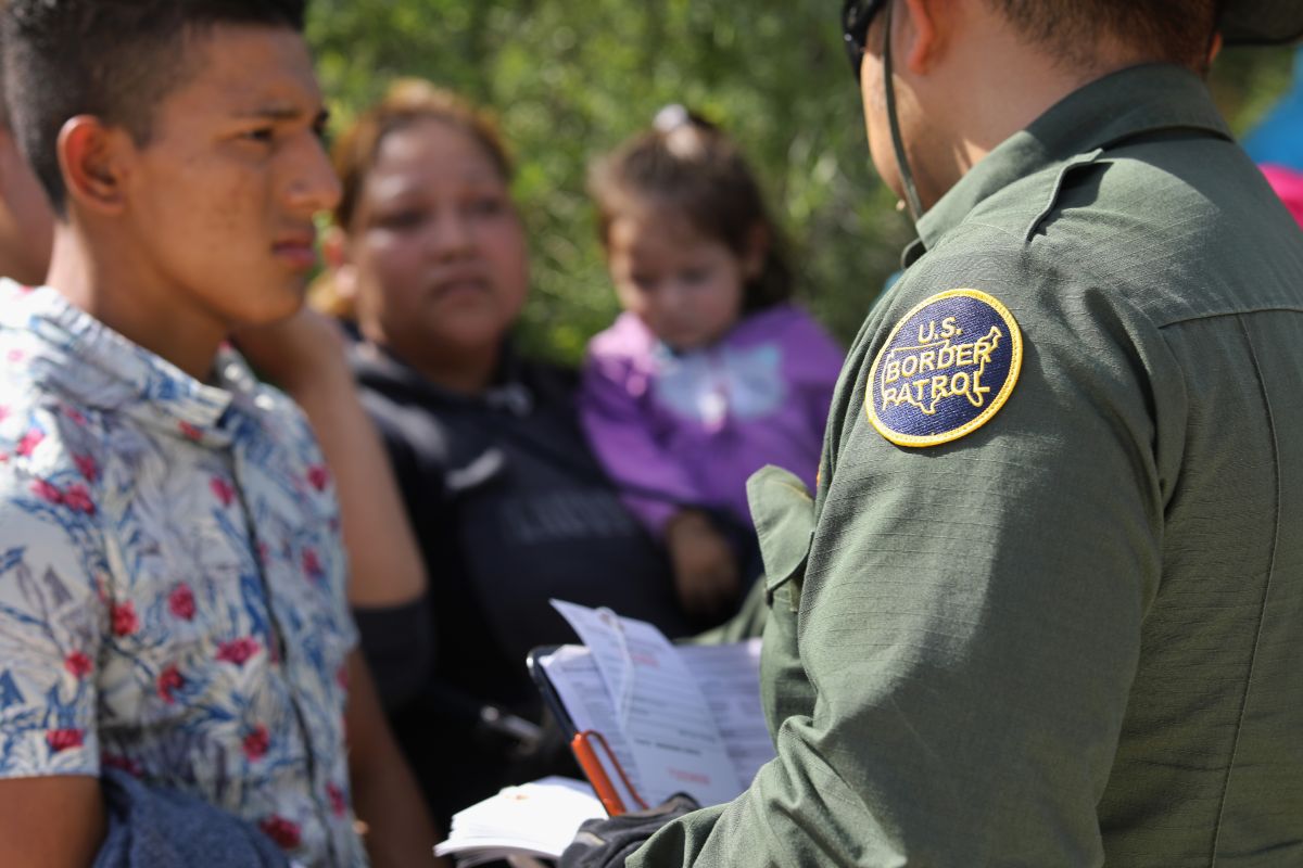 “la Migra” Aumenta Captura De Familias De Indocumentados El Diario Ny 2732