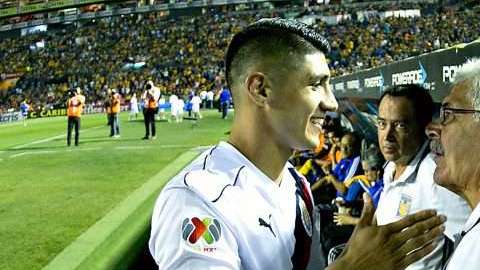 'Tuca' Ferretti y Alan Pulido coincidieron en Tigres pero después vino la debacle en su relación. (Foto: Imago7/ José Macías)