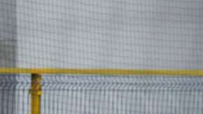 Agustín Marchesín patea a Arturo Sánchez, durante el entrenamiento del América. (Foto: Imago7/Rafael Vadillo)