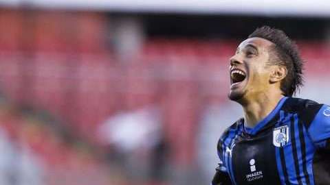 El brasileño Camilo Sanvezzo celebró un doblete ante Dorados en la Copa MX. (Foto: Imago7/ Victor Pichardo)