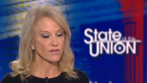 Kellyanne Conway no dio detalles de los hechos.