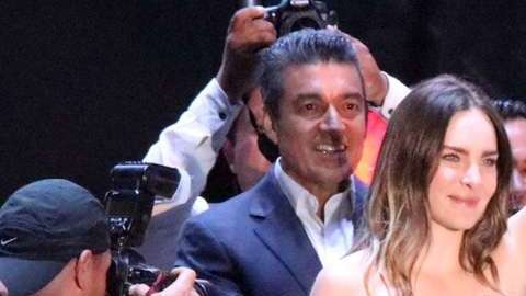 Belinda formó parte del show musical en el cierre de campaña de AMLO.