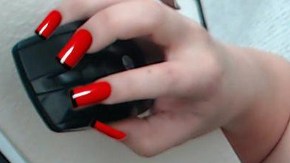 Bryan Deneumostier vestido de mujer.