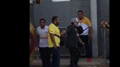 Maradona habría llegado en estado de ebriedad al entrenamiento