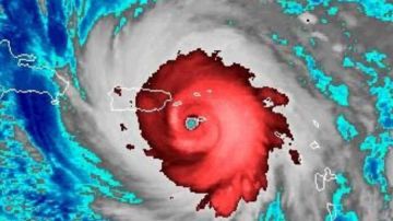 Imagen de satélite del huracán María antes de hacer su entrada en Puerto Rico.