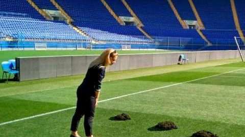 Las huellas del topo que hizo estragos en la cancha del Shaktar.