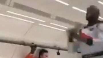 Usain Bolt, el amo y señor de la velocidad sin fuerza de gravedad.