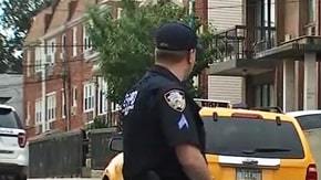 NYPD escuchó 10 disparos en la casa