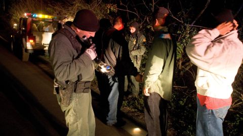 Un grupo de inmigrantes detenido por la Patrulla Fronteriza en Texas.