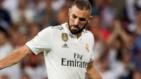 El francés Karin Benzema vive horas realmente duras con el Real Madrid. (Foto: EFE / Rodrigo Jiménez)