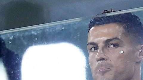 Cristiano Ronaldo ya no ve lo duro, sino lo tupido. (Foto: EFE/ALESSANDRO DI MARCO)